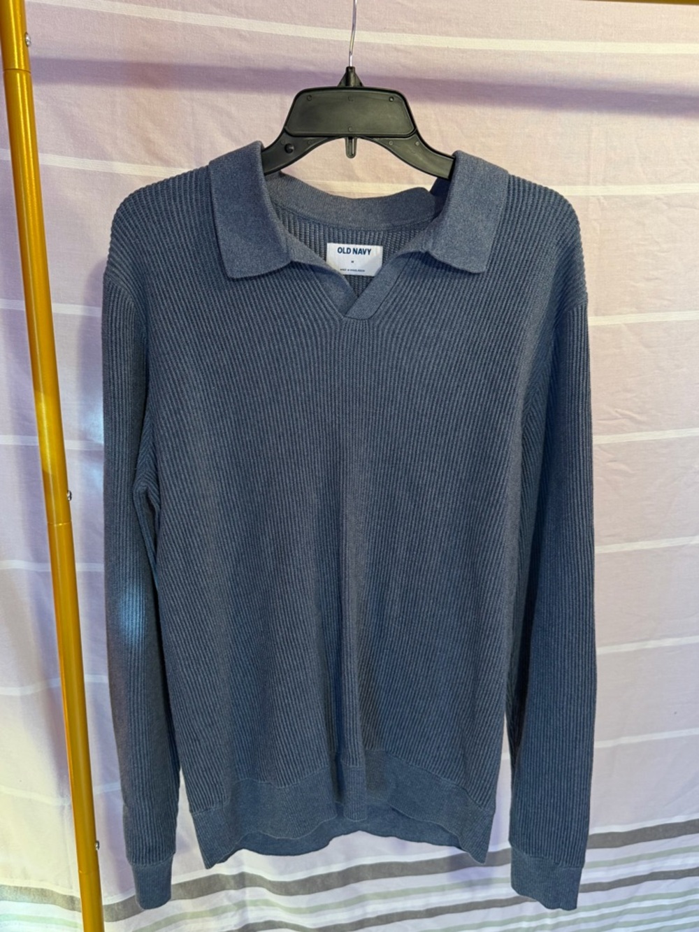 Old Navy Men's Slate Blue V-Neck Ribbed Polo Sweater